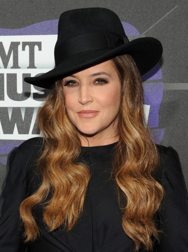 Lisa Marie Presley Net Worth