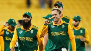 South African Cricketers Hashim Amla and Ab De Villiers