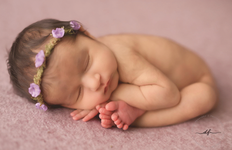 Why Is Newborn Photography in Edmonton the Perfect Gift for New Parents?
