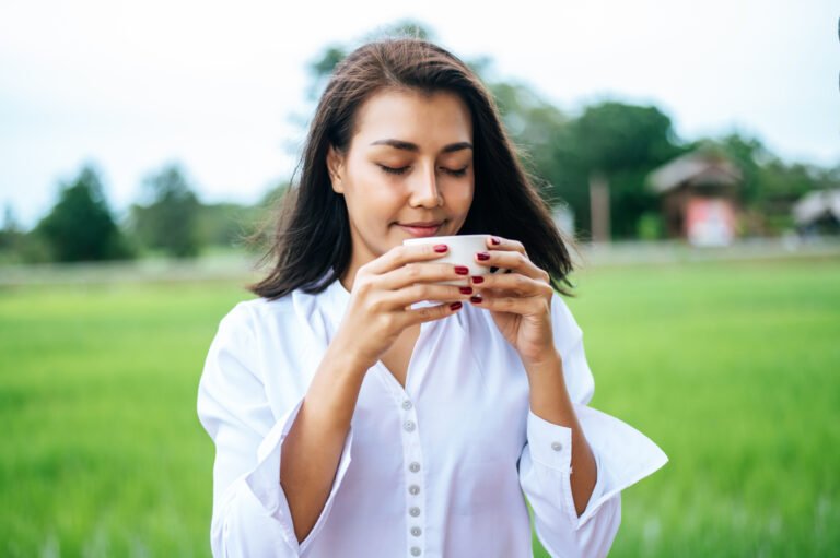 Support Your Reproductive Wellness with Organic Fertility Tea